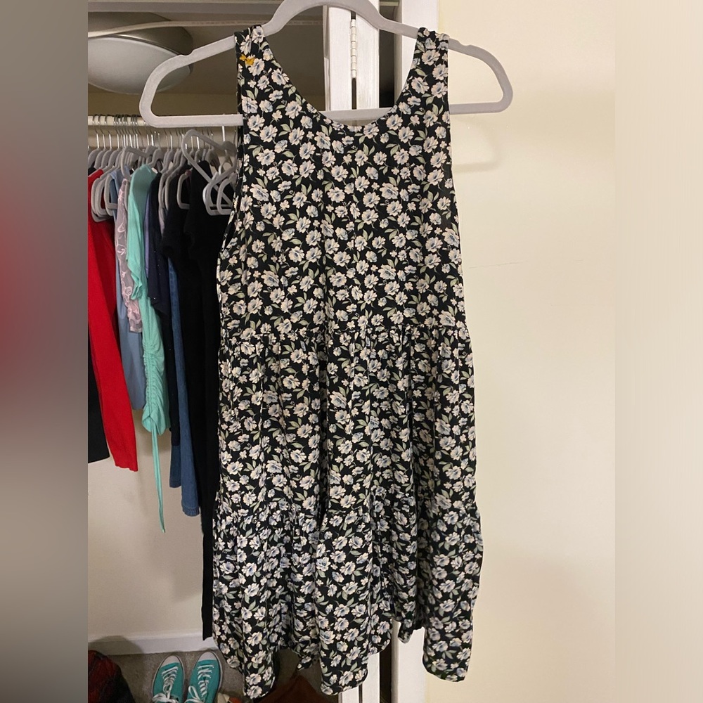 American Eagle Large Dress (Oil Paint Stain on Right Shoulder)
